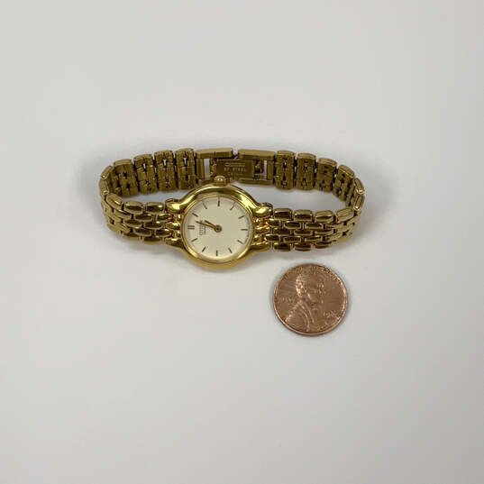 Designer Citizen Gold-Tone Chain Strap Round Shape Dial Analog Wristwatch image number 2