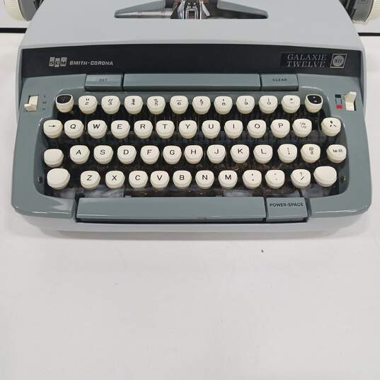 Vintage Smith Corona Galaxie Twelve Baby Blue Typewriter w/ Case image number 3
