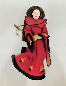 Vintage 1999 Hasbro Queen Amidala Fashion Doll Star Wars Doll 11"