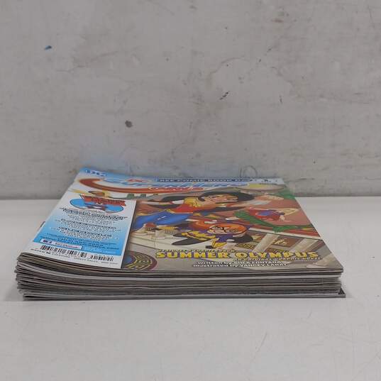 Bundle of 12 Assorted Comic Books image number 4