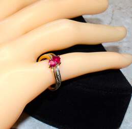 10K Yellow Gold Ruby Heart Ring Size 6.5 - 2.0g