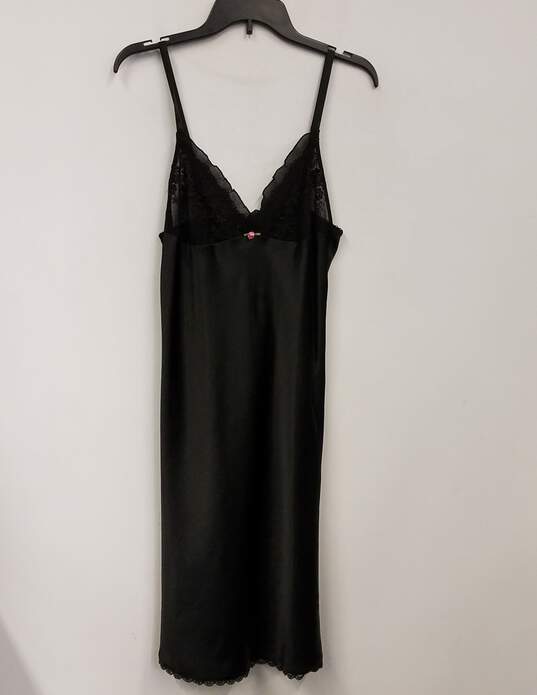Womens Black Lace V-Neck Sleeveless Pullover Night Dress Size Medium image number 1