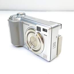 Fujifilm FinePix E550 6.3MP Digital Camera
