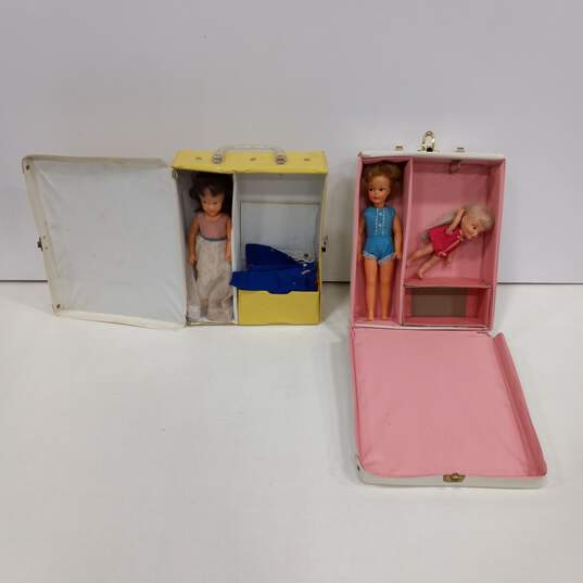 Lot of 3 Vintage Dolls, 2 Cases, And Clothing image number 10
