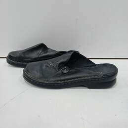 Women's Clarks Black Leather Slip-On Comfort Shoes Sz 7M alternative image