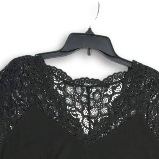 Womens Black Lace Floral Short Sleeve V-Neck Pullover Blouse Top Size 1 image number 3