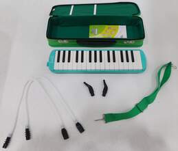 Vachan Brand 32-Key Green Melodica w/ Case and Accessories