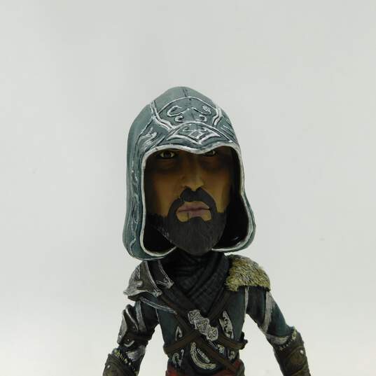Assassin's Creed Revelations Ezio Auditore Legendary Assassin Bobblehead Figure image number 3