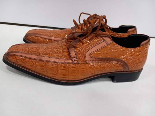 Hugo Vitelli Men's Brown Leather Dress Shoes Size 10.5M image number 4