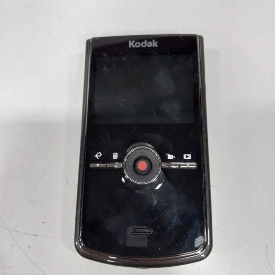 Kodak Z18 Pocket Video Camera image number 2