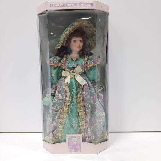 Collectible Memories Victorian Porcelain Doll IOB image number 1