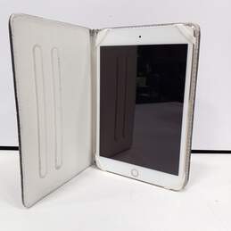 White & Gold Tone 8in Apple Ipad Tablet In Leather Case