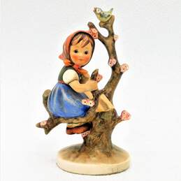 Vintage Goebel MJ Hummel Apple Tree Girl 141/1 Figurine