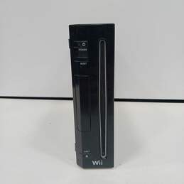 Nintendo Wii Gaming Bundle alternative image