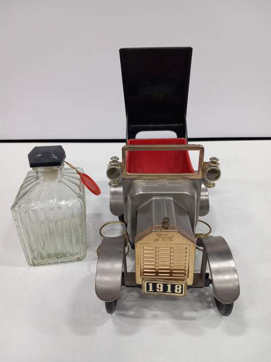 Vintage Ford 1918 Royal Crown Music Box with Decanter image number 6