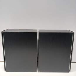 Pair of Black Polk Audio Monitor 40 / Speakers alternative image