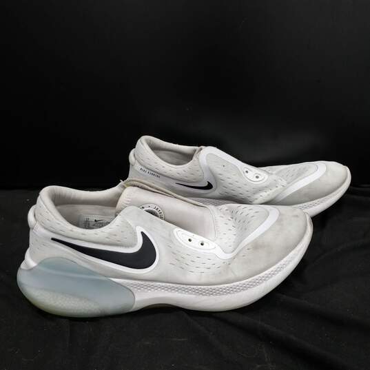 Nike Joyride Dual Run Men's White Shoes Size 12 image number 4