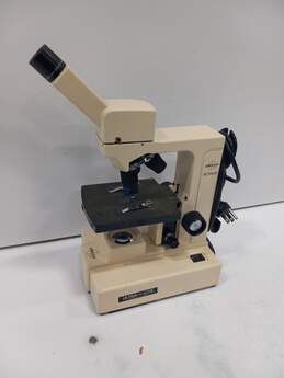 Swift M3500D Microscope