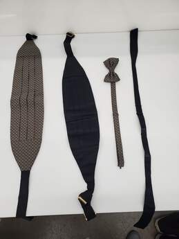 Bow Tie Cummerbund Set Used (Bill Blass) alternative image
