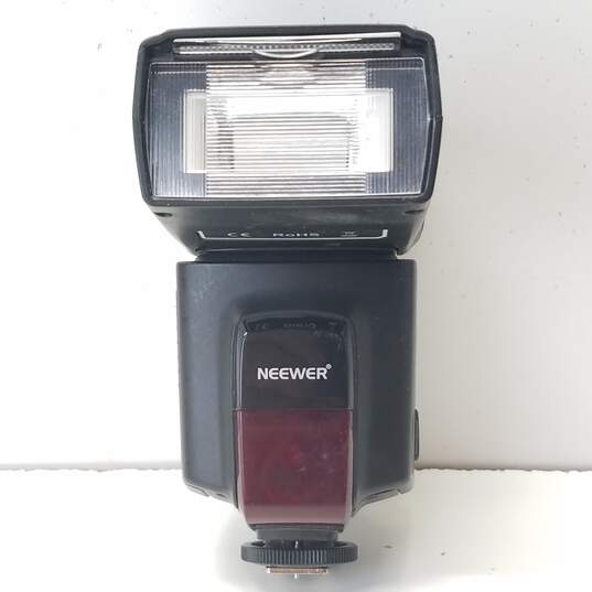 Neewer TT560 Speedlite Camera Flash image number 1