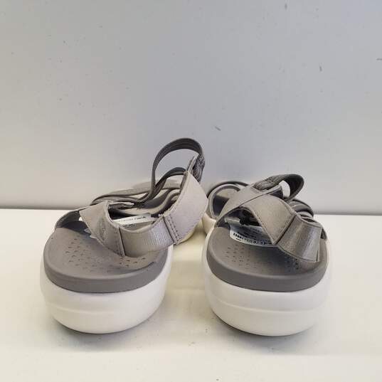 Bzees Chance Gray Strap Sandals Shoes Women's Size 8.5 M image number 4