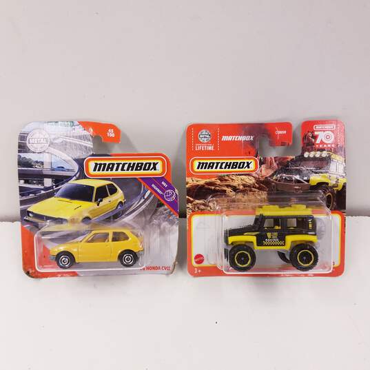 Lot of 7 Assorted Matchbox Toy Cars image number 5