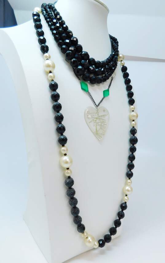 Vintage Black Crystal Faux Pearl South Pacific Heart Bead Necklaces 171.4g image number 2