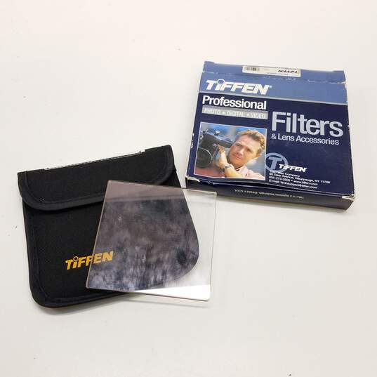Lot of Photography Filters/Accessories image number 3