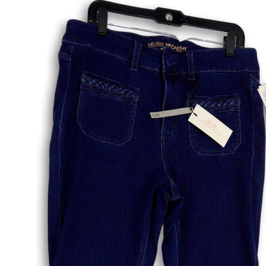 NWT Womens Blue Dark Wash Stretch Pockets Denim Flared Jeans Size 14W image number 3