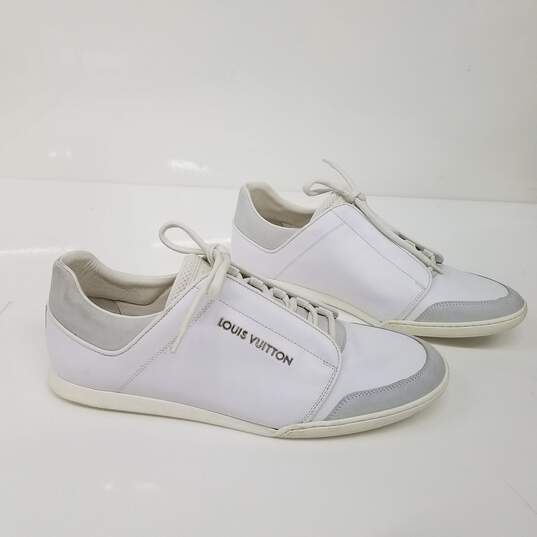 Buy the Louis Vuitton LV6 White Leather Lace Up Sneakers Men's Size 9