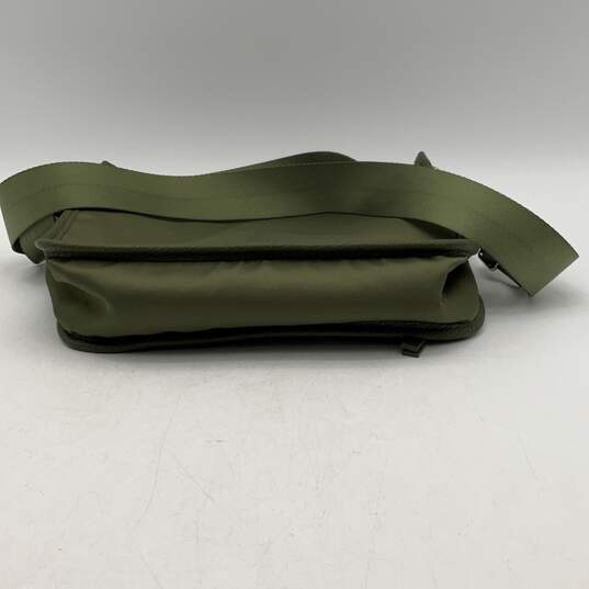 Tommy Bahama Womens Green Inner Pockets Adjustable Strap Crossbody Bag image number 5