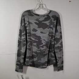 Womens Camouflage Round Neck Long Sleeve Pullover T-Shirt Size Large alternative image