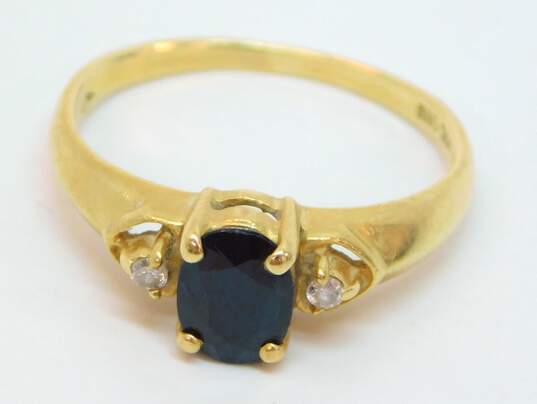 14K Yellow Gold Oval Sapphire 0.04 CTTW Diamond Side Stones Ring  2.2g image number 4