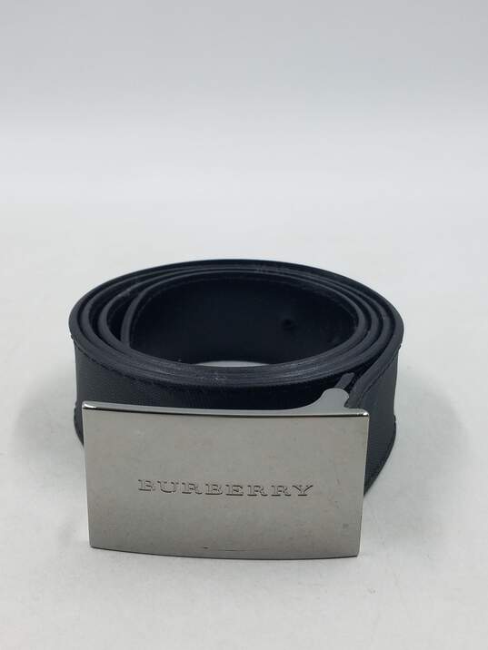 Authentic Burberry Gray Check Reversible Men's Belt 36 image number 1