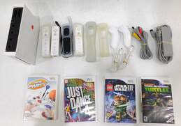Nintendo Wii With 4 Games LEGO Star Wars 3