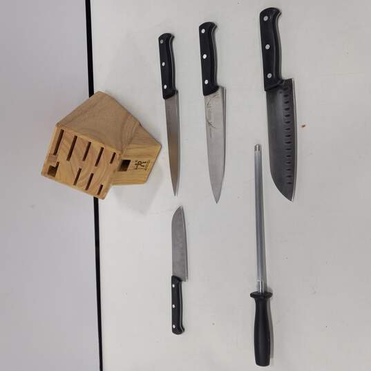 Knife Set in Wooden Block image number 1