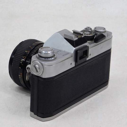 Canon AE-1 Program SLR 35mm Film Camera W/ Lenses Flash Manual Case Accessories image number 4