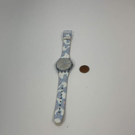 Designer Swatch Blue Floral Round Water Resistant Analog Wristwatch W/ Box image number 2