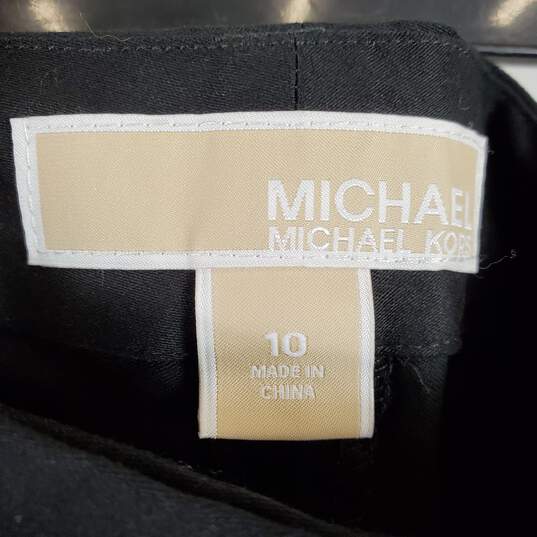 Michael Kors Women Black Chino Shorts Sz 10 image number 3