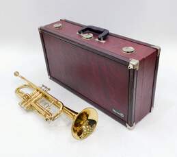 Model T602 B Flat Trumpet w/ Case and Mouthpiece