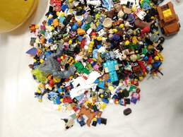 Bundle of Assorted Lego Minifigures In Special Container alternative image