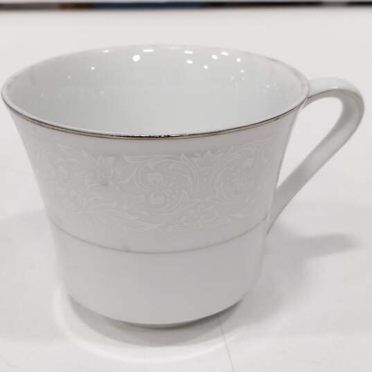 Style House Fine China Brocade Tea Set: 10 Tea Cups, Cream And Sugar Set image number 4