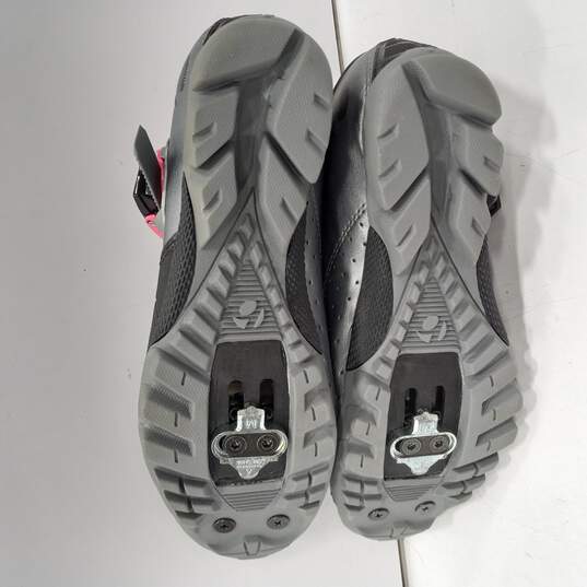 Women's Bontrager Cycling Shoes Size 8.5 image number 5