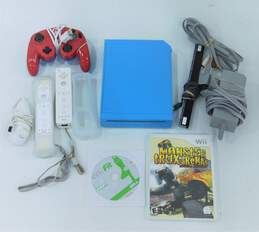 Nintendo Wii Gaming System Console W/ 2 Games Mario Controller