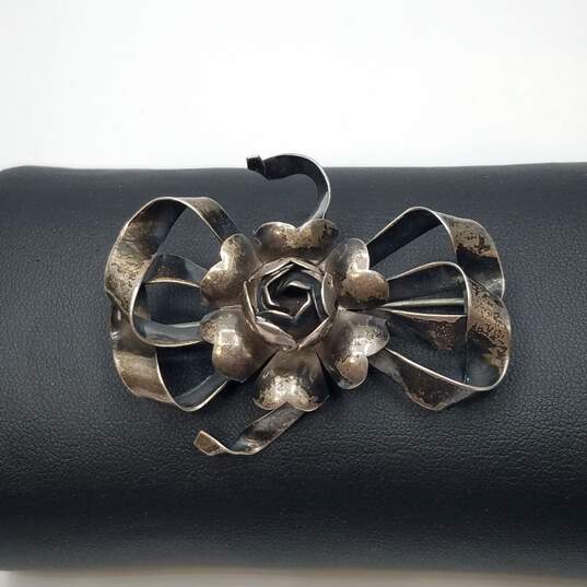 Sterling Silver Flower & Bow Brooch 12.6g image number 2
