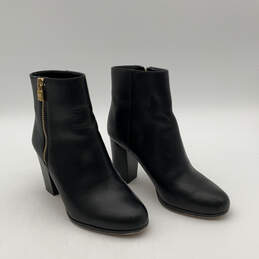 Womens Black Leather Round Toe Block Heel Side Zip Ankle Booties Size 7.5M alternative image