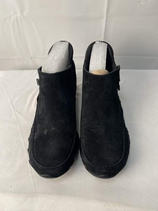 Skechers Relaxed Fit Black Suede Sipper Ankle Boot IOB Size 7.5 image number 1