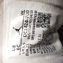 Nike Baby's Jordan 1 Mid SE TD Metallic Gold Sneaker Size 6C alternative image