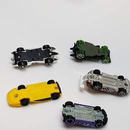 Mattel Hot Wheels Toy Cars Various Types Lot of 5
