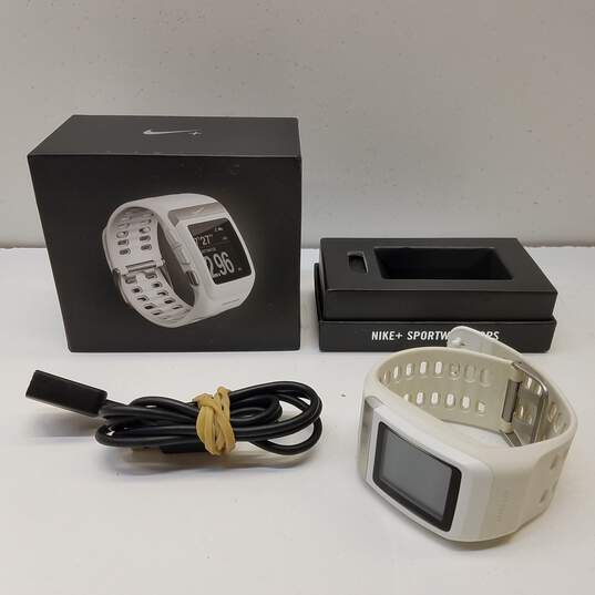 Nike+ SportWatch GPS Powered by TomTom (White) image number 1
